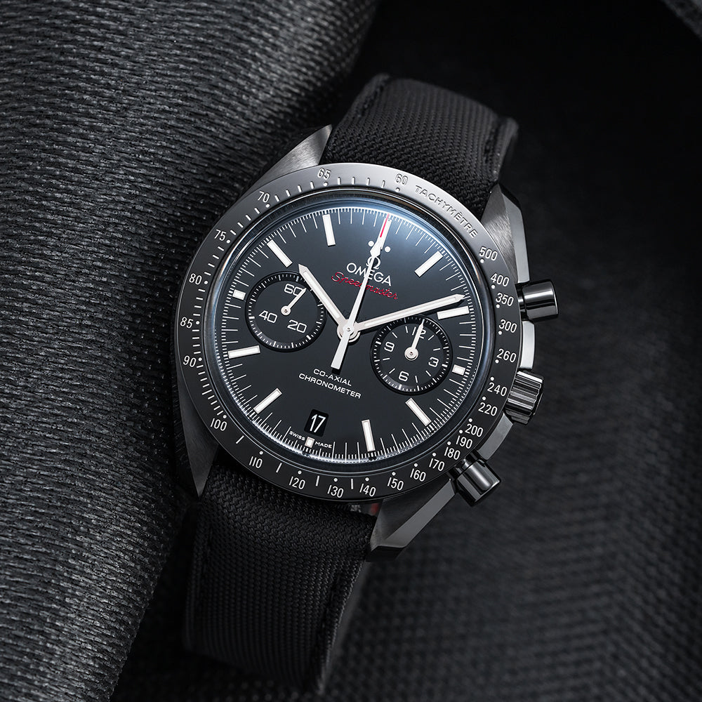 Chronographe Speedmaster Dark Side Of The Moon 44,25 mm - Noir sur bracelet en tissu