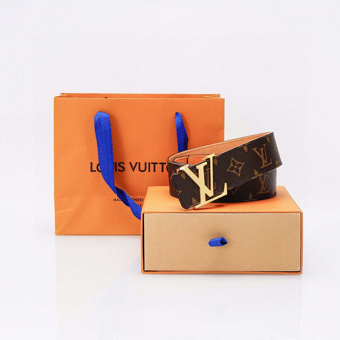 Luukse monogramgordel met goue gespe