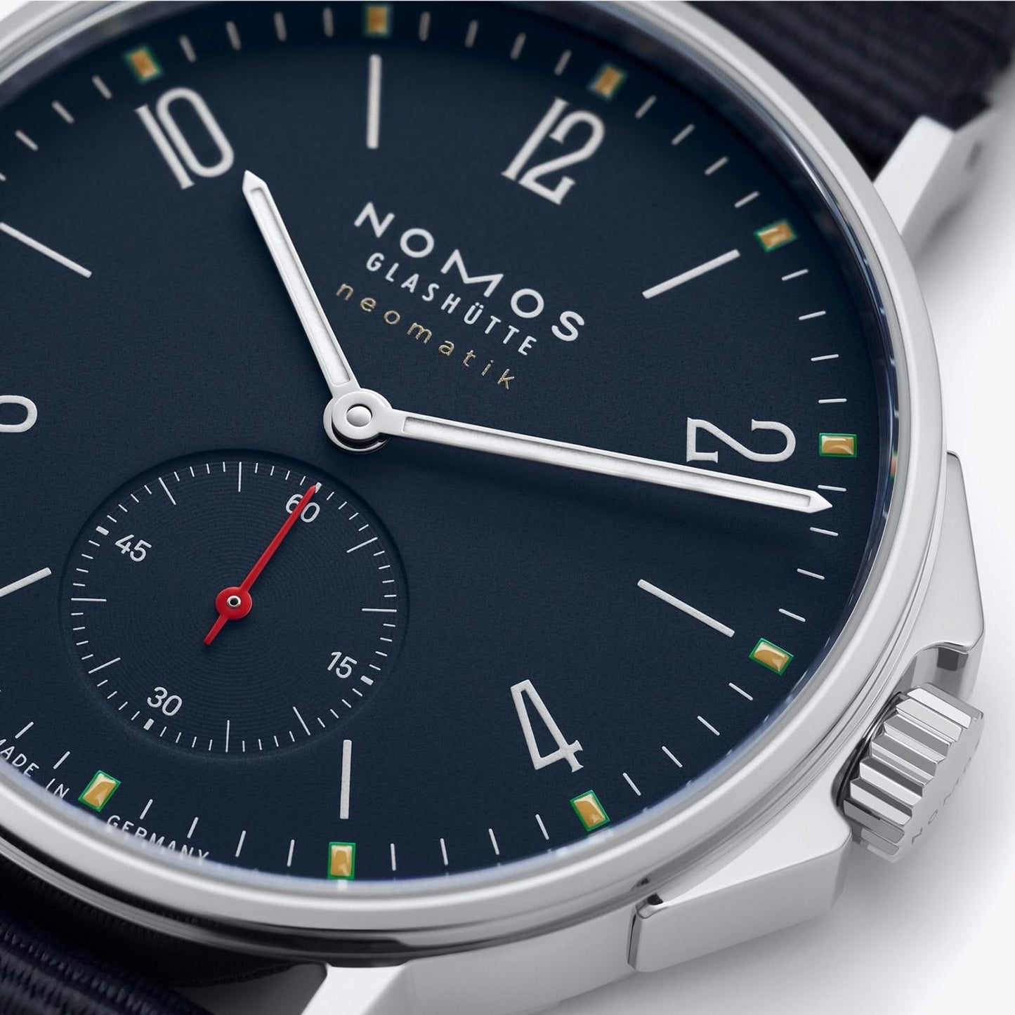 NOMOS Ahoi Neomatik Atlantic 36.3mm horlosie