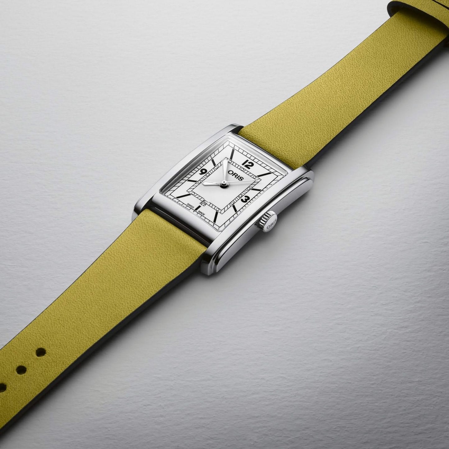 ORIS Reghoekige horlosie van 25,5 mm x 38 mm